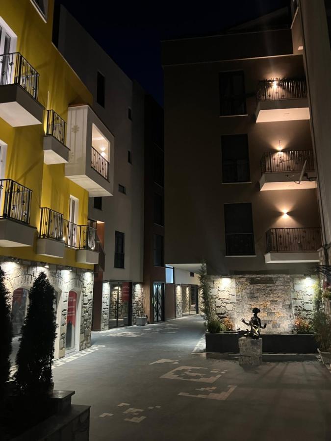 Alma Rose Apartment Korce Exterior foto
