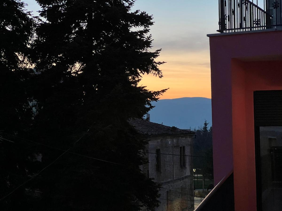 Alma Rose Apartment Korce Exterior foto