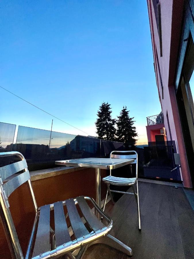 Alma Rose Apartment Korce Exterior foto